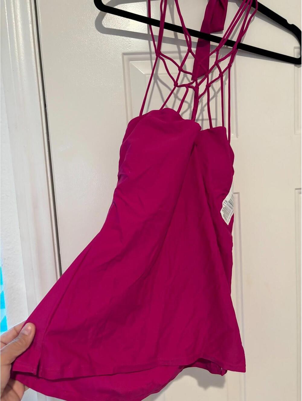 Women's Island Escape tanktini top (only) pink size 14. #74